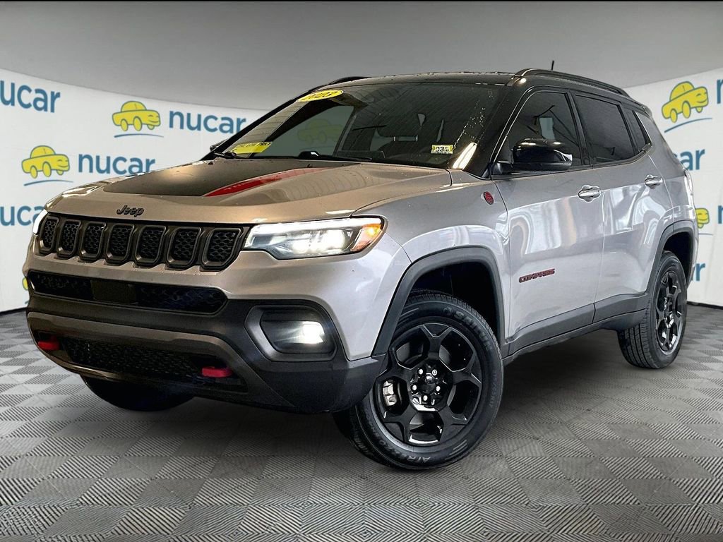 Used 2023 Jeep Compass Trailhawk w/ Trailhawk Elite Group image 3
