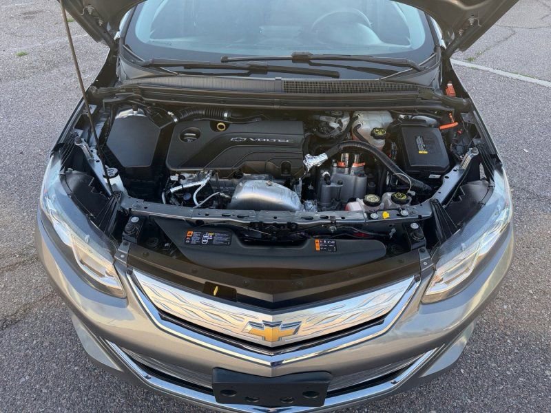 Used 2018 Chevrolet Volt LT image 19