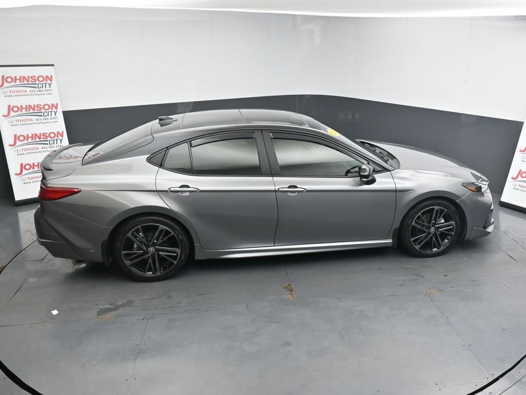 Used 2025 Toyota Camry XSE image 31