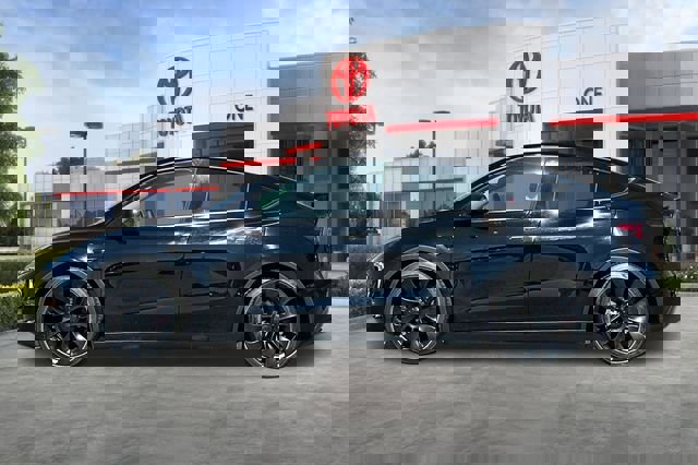 Used 2022 Tesla Model Y Performance image 8