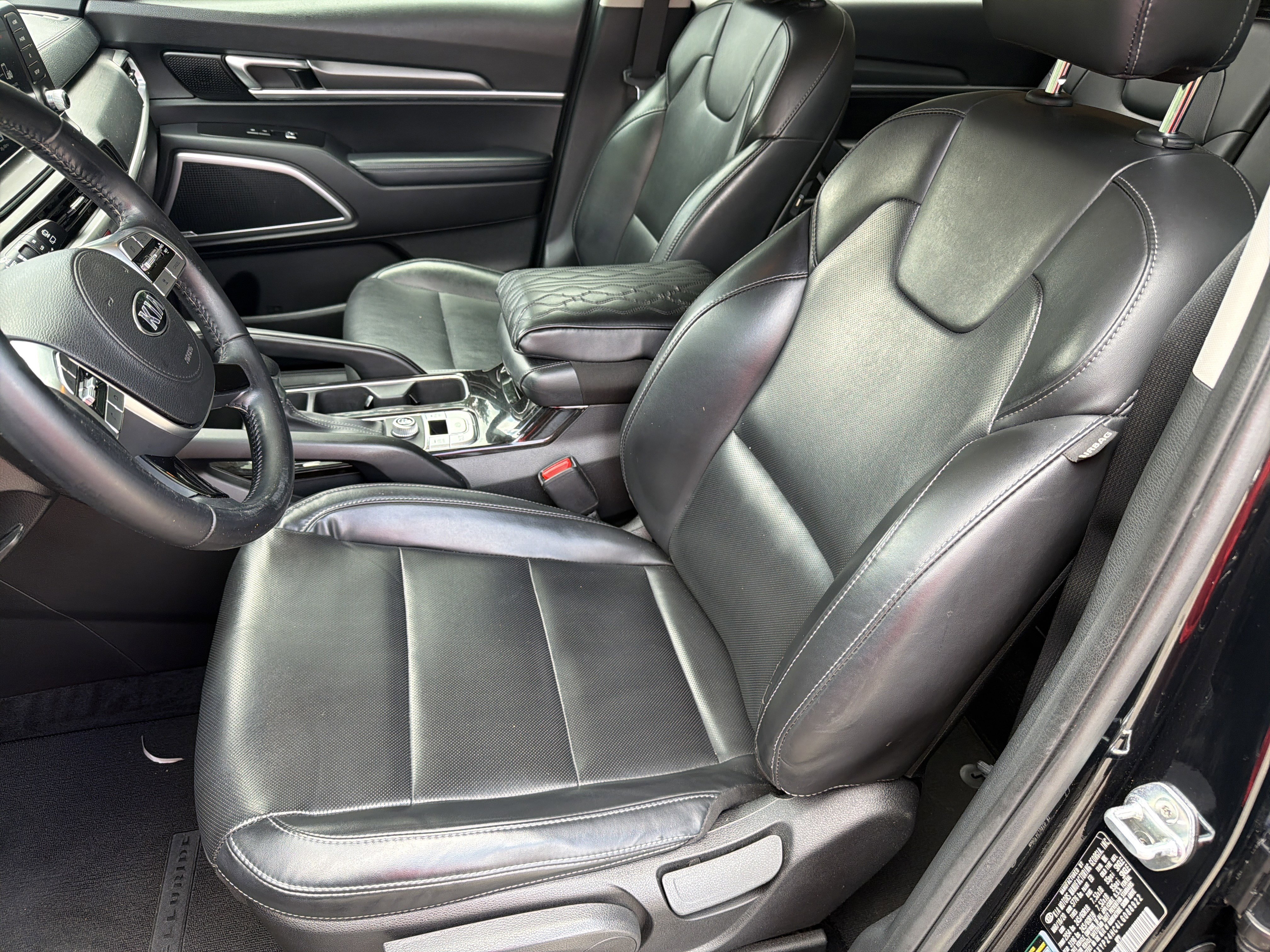 Used 2020 Kia Telluride LX FWD image 15
