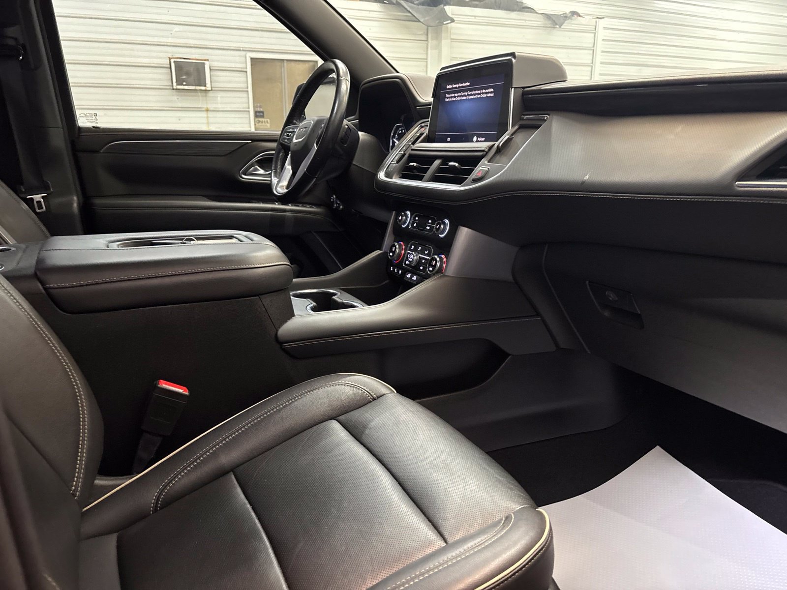 Used 2021 GMC Yukon SLT AWD/4WD image 27