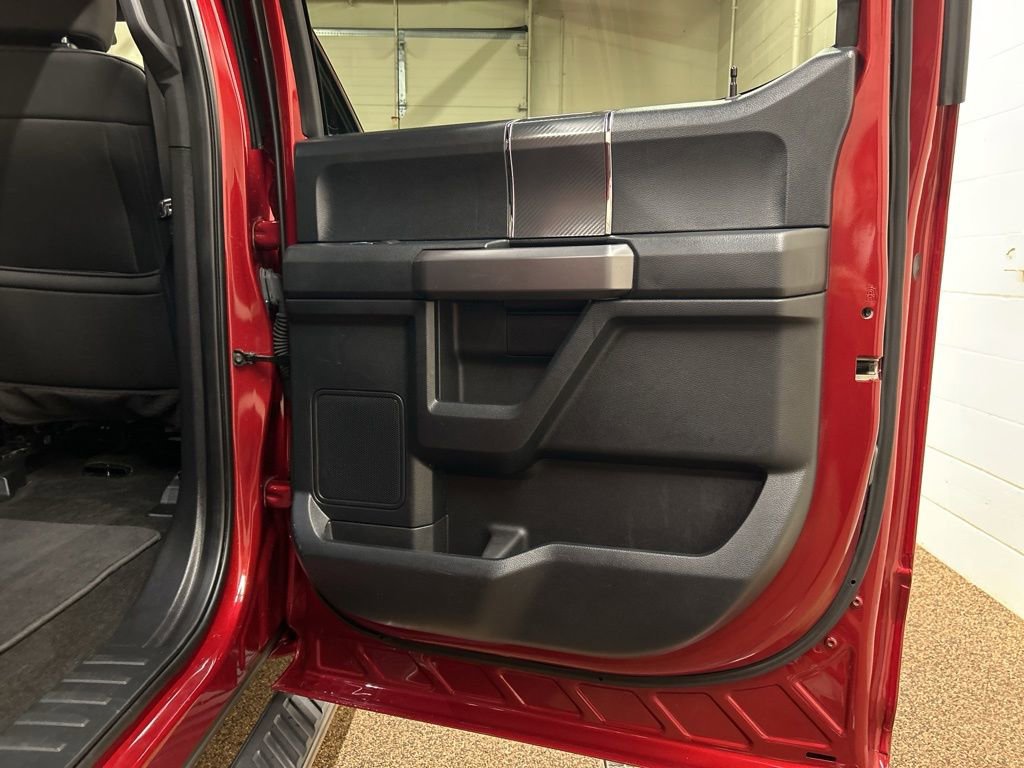 Used 2019 Ford F150 XLT w/ Equipment Group 302A Luxury AWD/4WD image 16