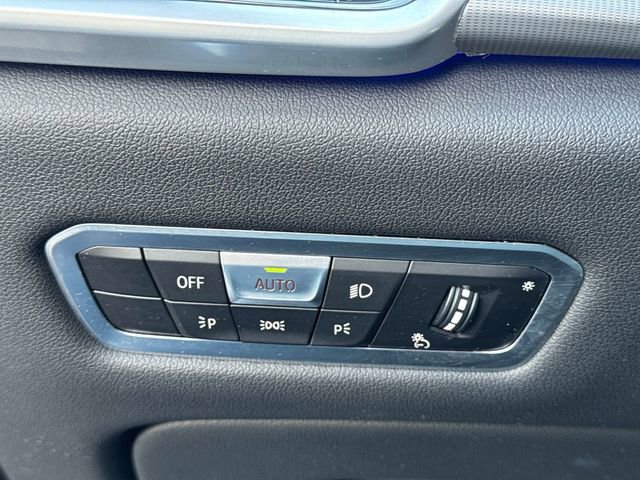Used 2023 BMW X6 xDrive40i w/ M Sport Package AWD/4WD image 28