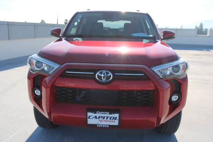 Certified 2024 Toyota 4Runner SR5 Premium image 8