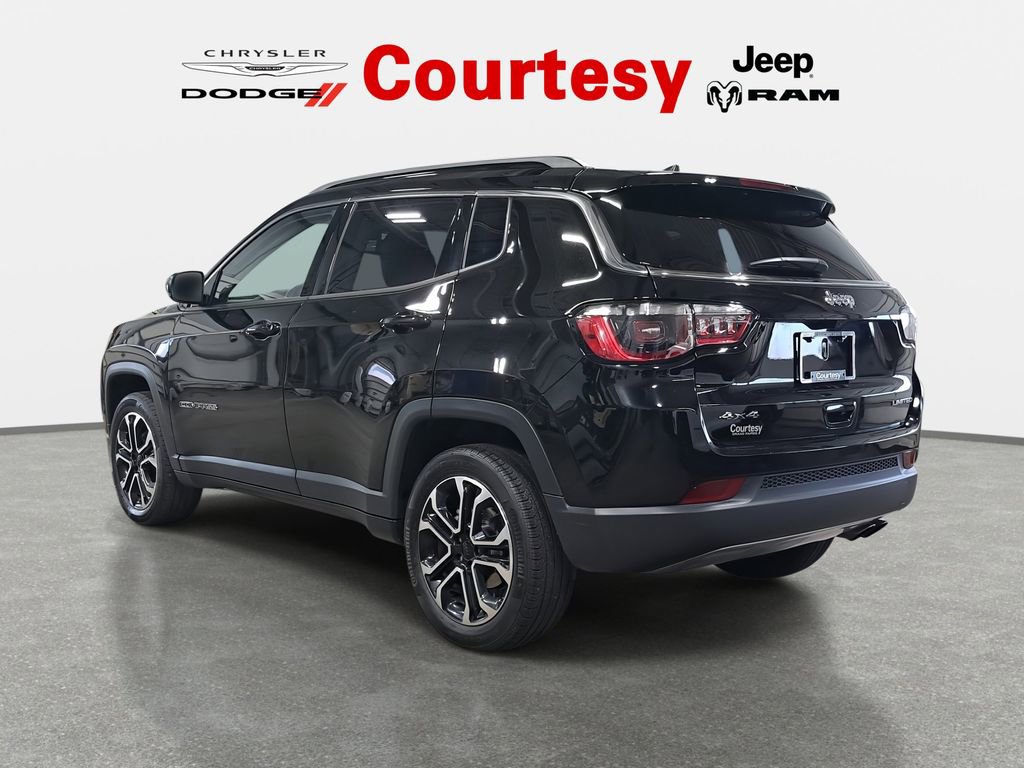 Certified 2022 Jeep Compass Limited AWD/4WD image 7