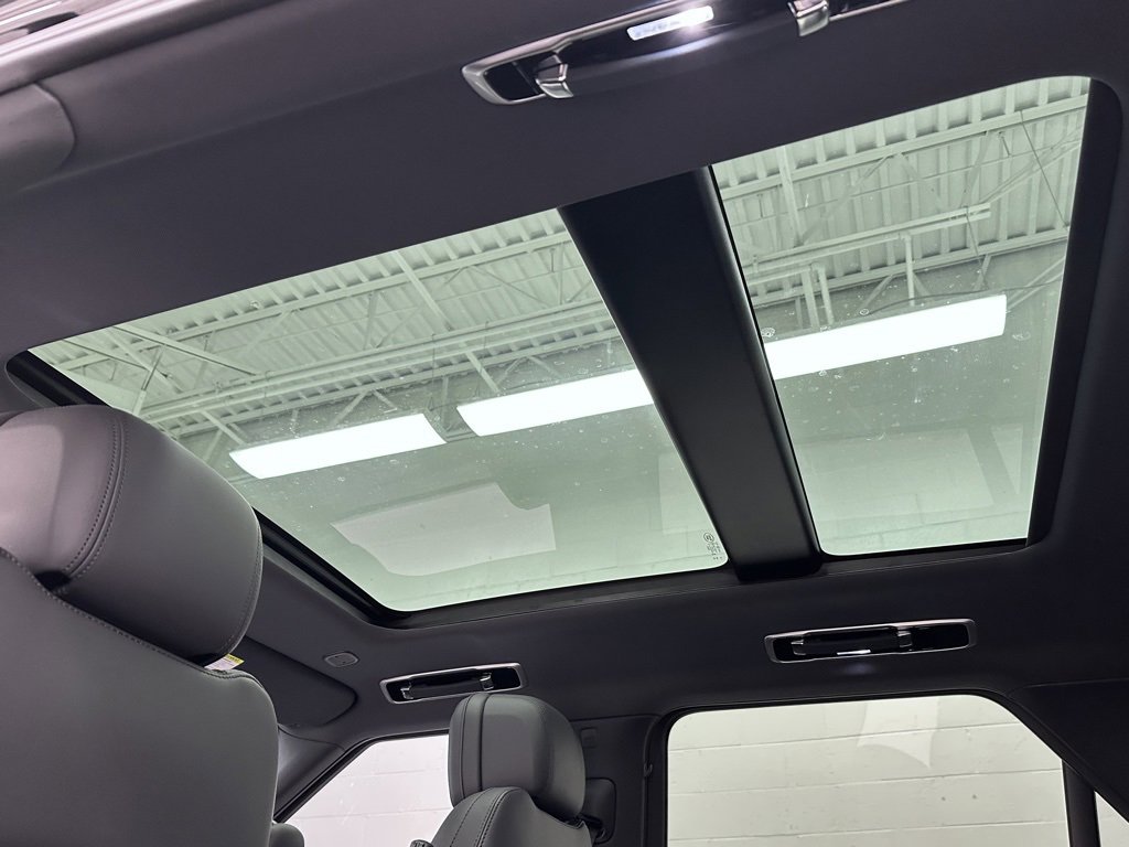 Used 2025 Land Rover Range Rover Sport Dynamic SE image 39