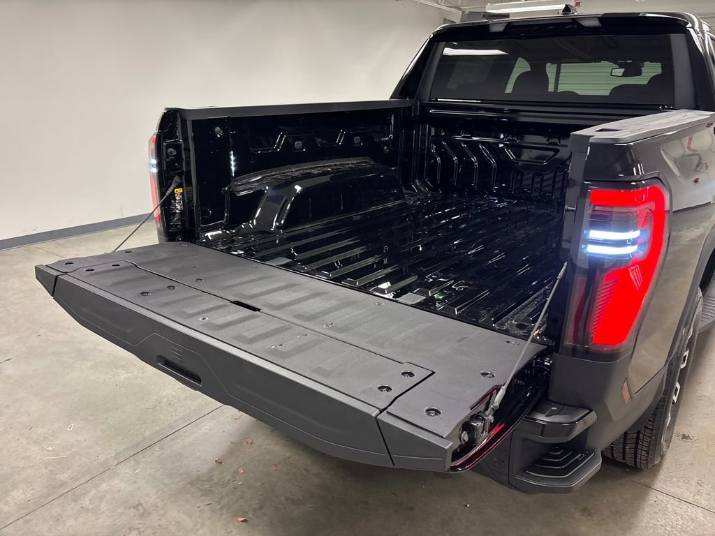 New 2026 GMC Sierra EV Elevation image 22