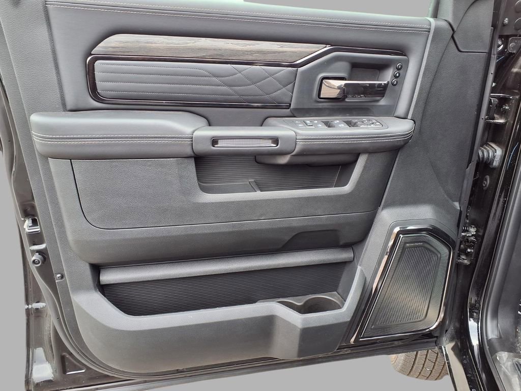 New 2026 RAM 3500 Limited image 19