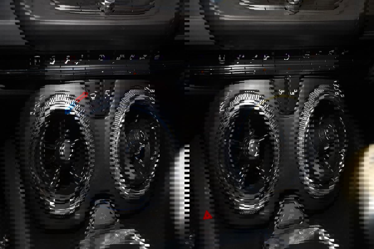 Used 2022 Chevrolet Camaro LT w/ RS Package RWD image 34