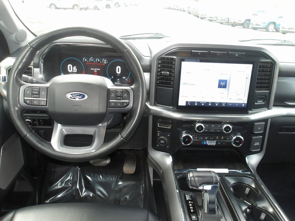 Used 2023 Ford F150 Lariat image 14