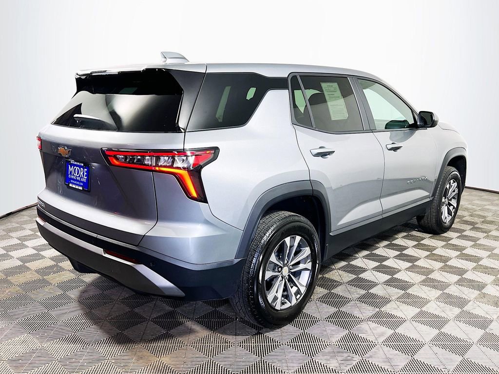 Used 2026 Chevrolet Equinox LT FWD image 7