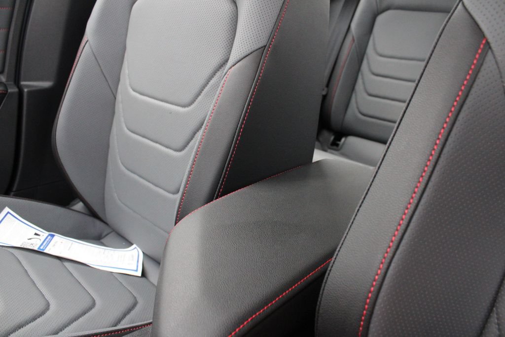 New 2027 Volkswagen Jetta GLI Autobahn FWD image 19