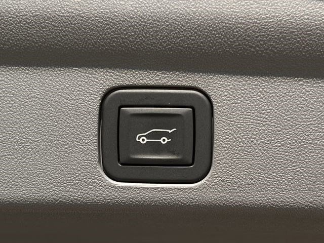 New 2026 Cadillac Escalade IQL Luxury w/ LPO, Radiant Package AWD/4WD image 25