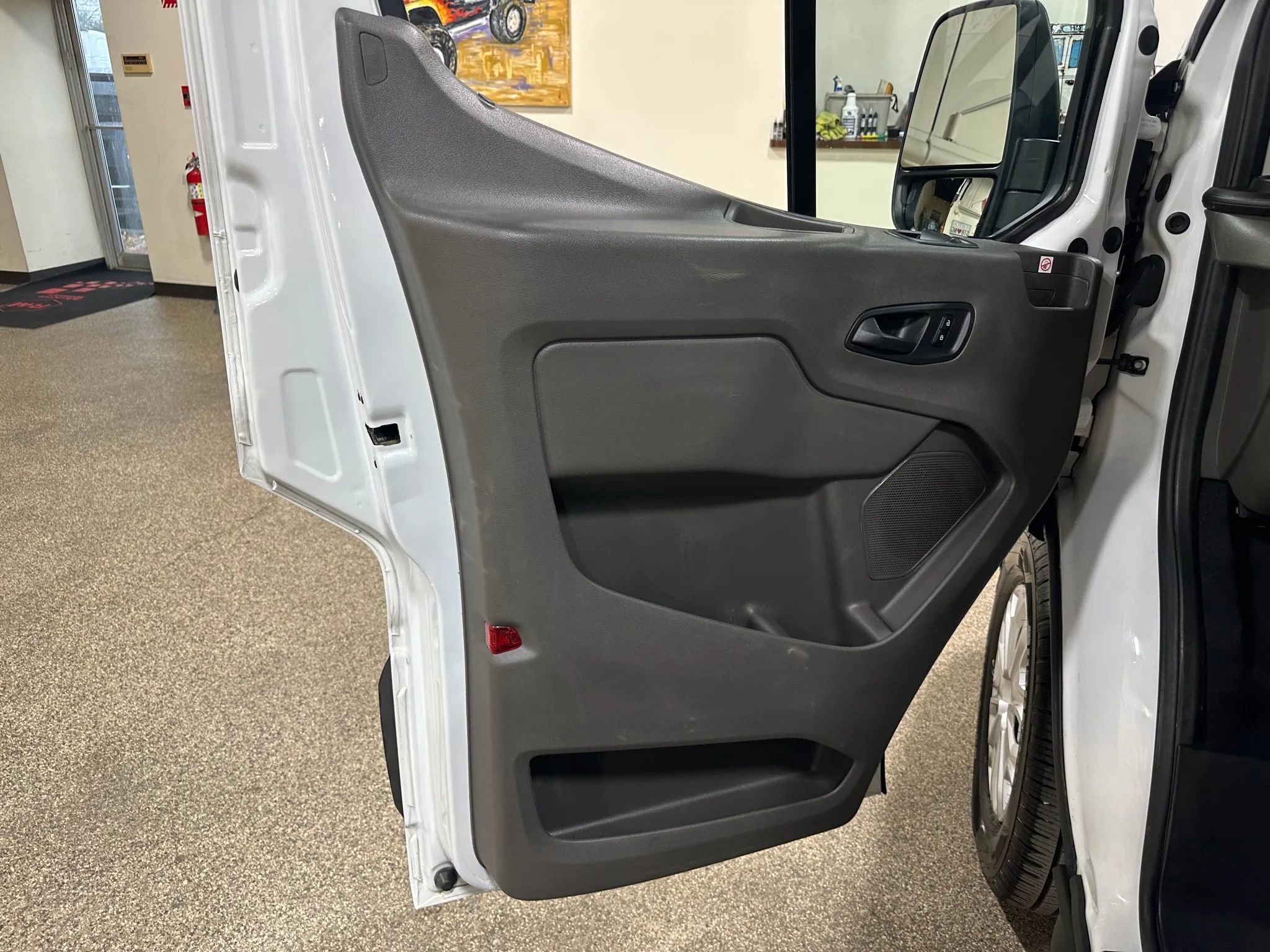 Used 2020 Ford Transit 150 XL RWD image 15