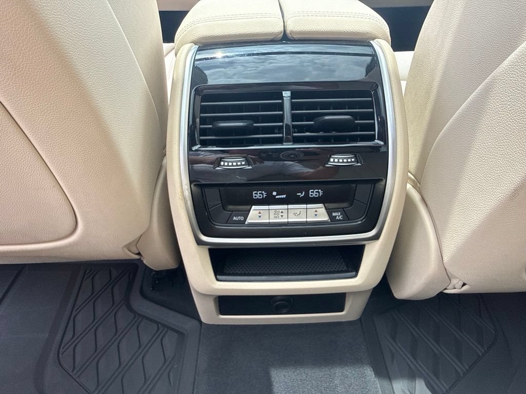 Used 2022 BMW X5 sDrive40i w/ Premium Package RWD image 22