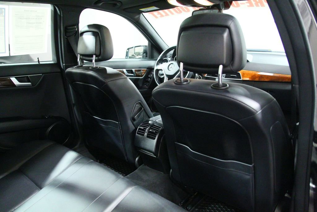 Used 2012 Mercedes-Benz C 300 4MATIC Sedan image 21