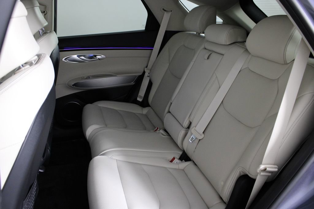 Used 2026 Genesis GV70 2.5T Select image 20