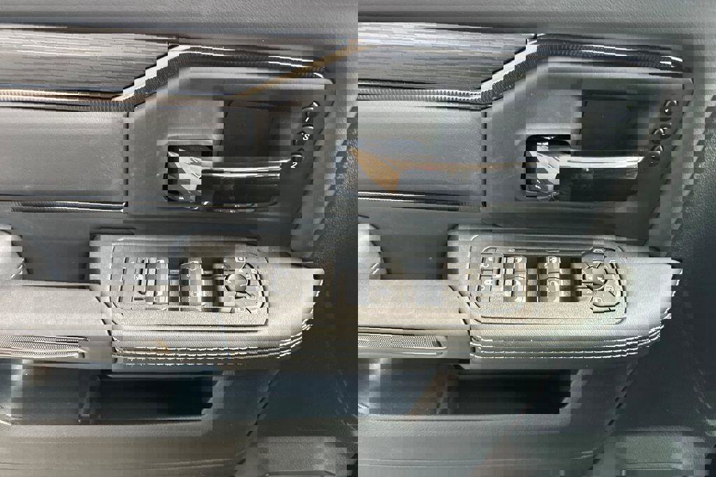 New 2026 RAM 2500 Rebel w/ Rebel Level 2 Equipment Group image 11