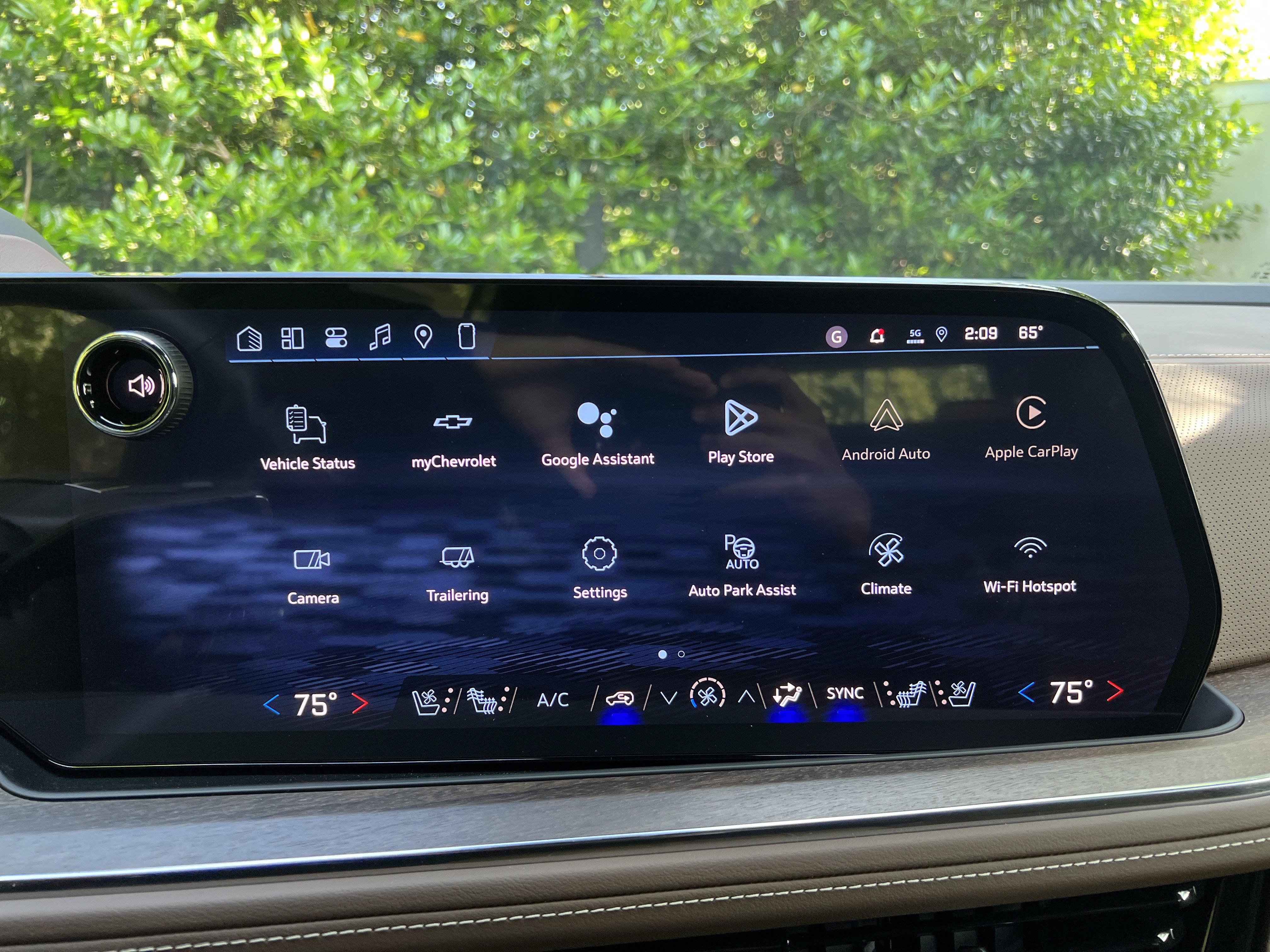 New 2026 Chevrolet Tahoe High Country AWD/4WD image 26