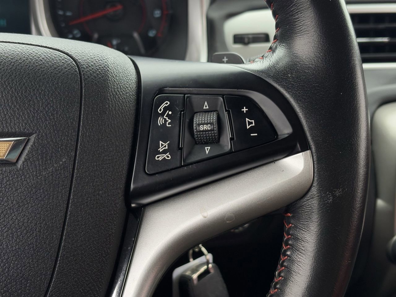 Used 2013 Chevrolet Camaro SS RWD image 17