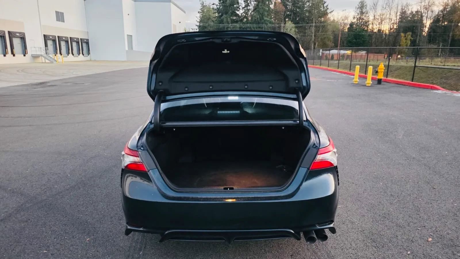 Used 2021 Toyota Camry SE image 16