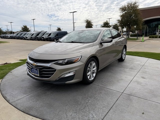 Used 2023 Chevrolet Malibu LT image 3