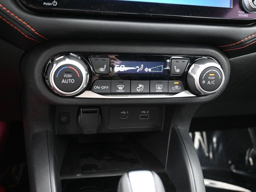 New 2025 Nissan Versa SR w/ Trunk Package FWD image 20