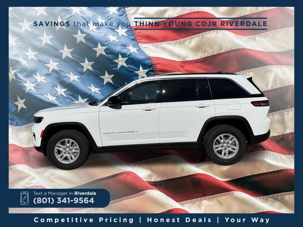 New 2025 Jeep Grand Cherokee Laredo w/ Trailer Tow Package image 10