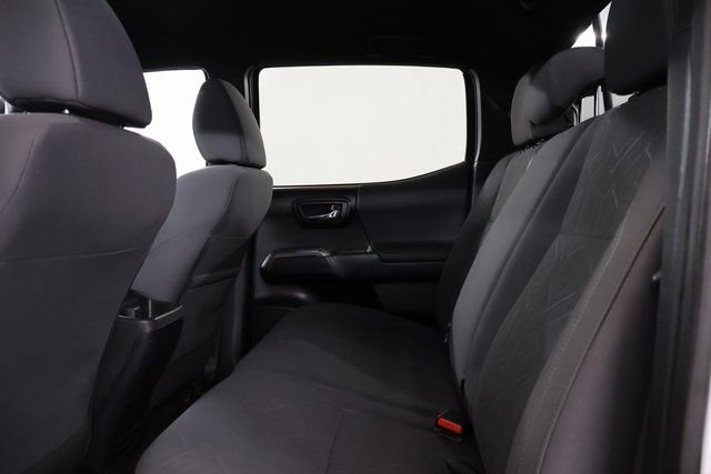 Certified 2019 Toyota Tacoma TRD Sport image 28