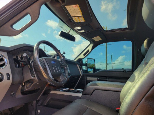 Used 2016 Ford F250 Lariat w/ Lariat Ultimate Package AWD/4WD image 9