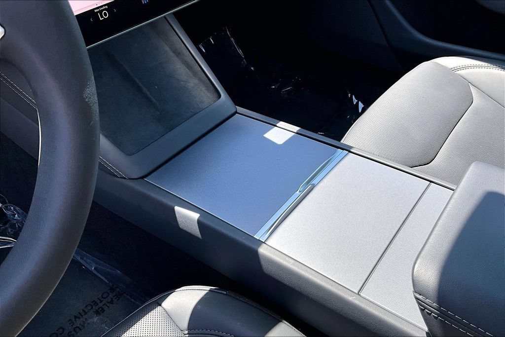 Used 2025 Tesla Model 3 RWD image 16