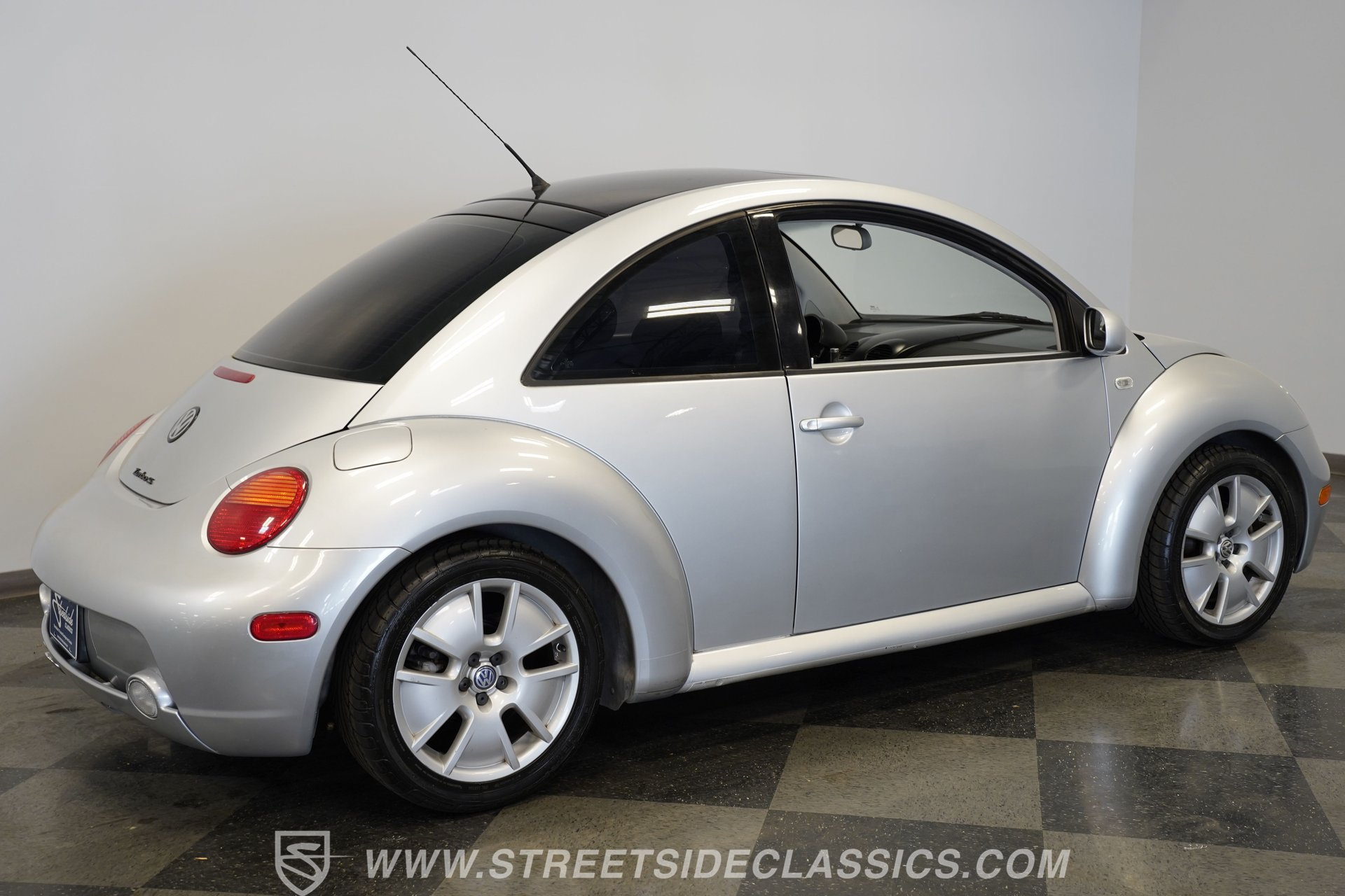 Used 2003 Volkswagen Beetle S FWD image 14