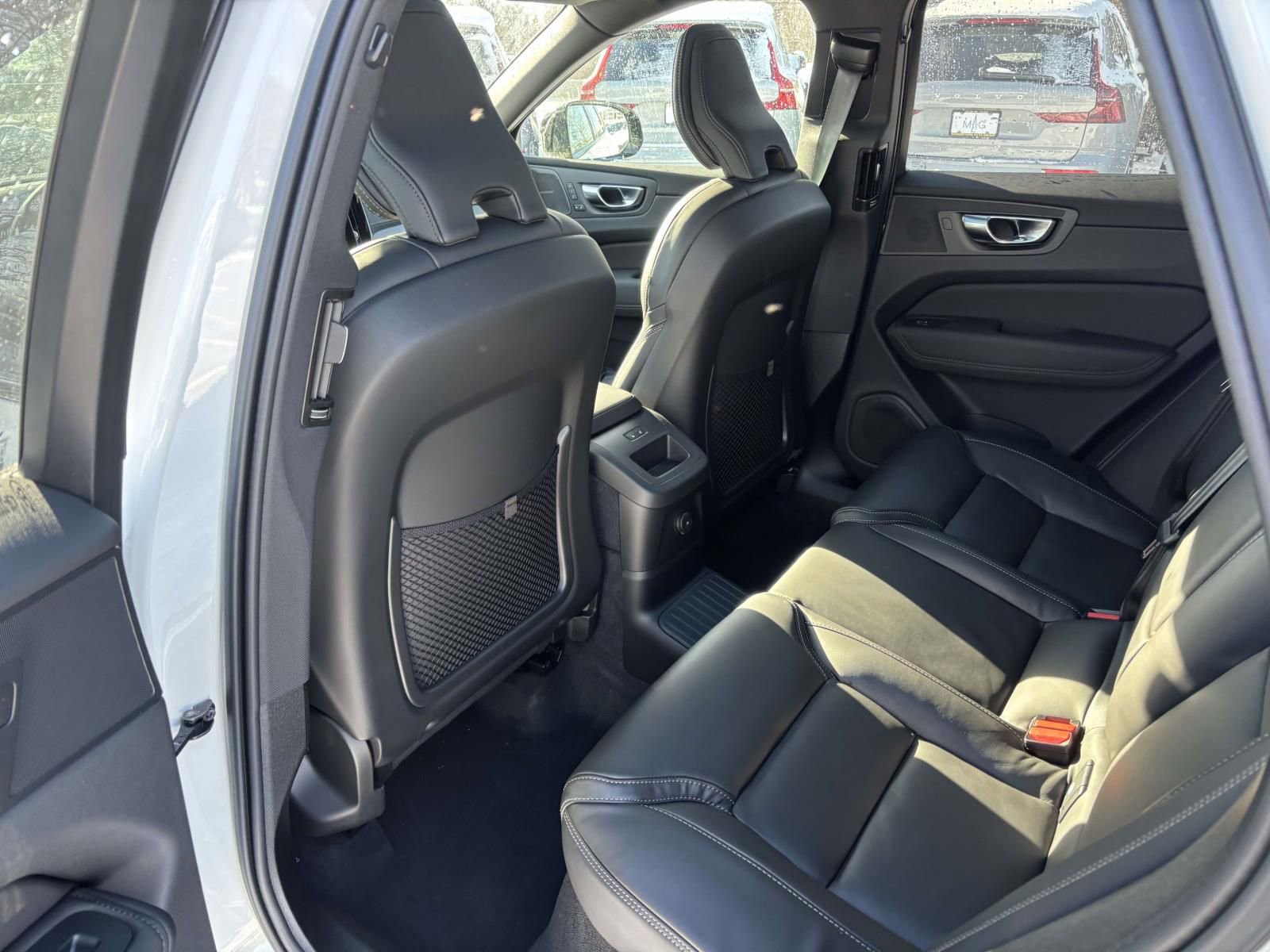 New 2026 Volvo XC60 T8 Ultra w/ Protection Package Premier image 26