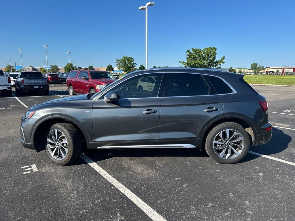 Used 2022 Audi Q5 2.0T Premium AWD/4WD image 4