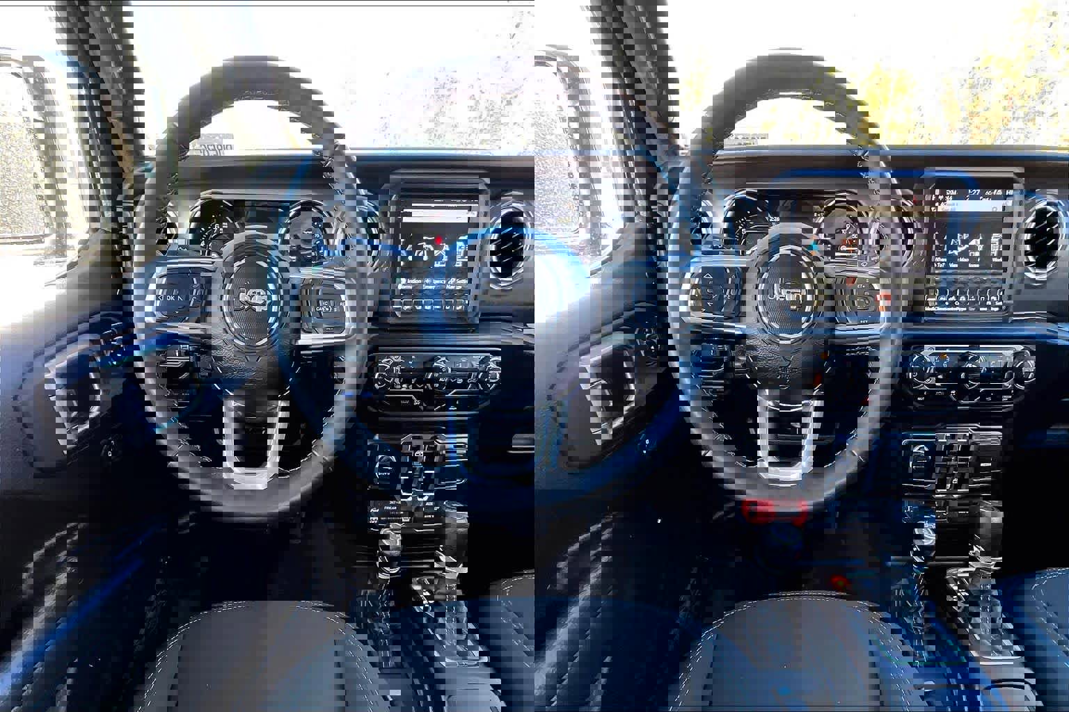 Used 2023 Jeep Wrangler Rubicon w/ Cold Weather Group image 5