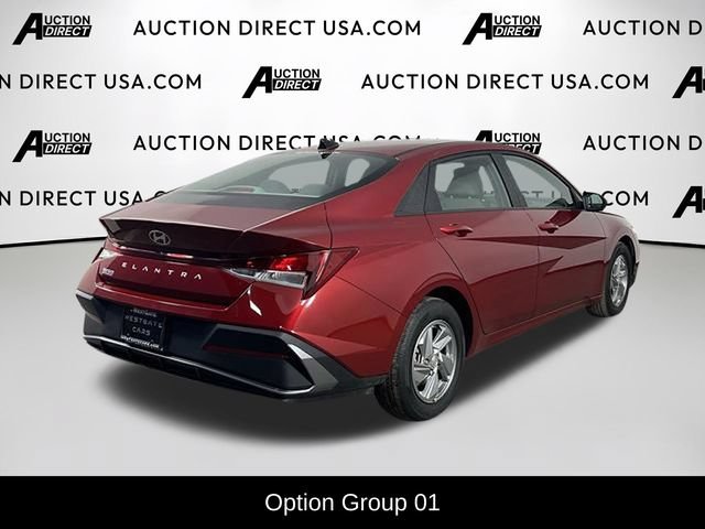 Used 2025 Hyundai Elantra SE FWD image 5