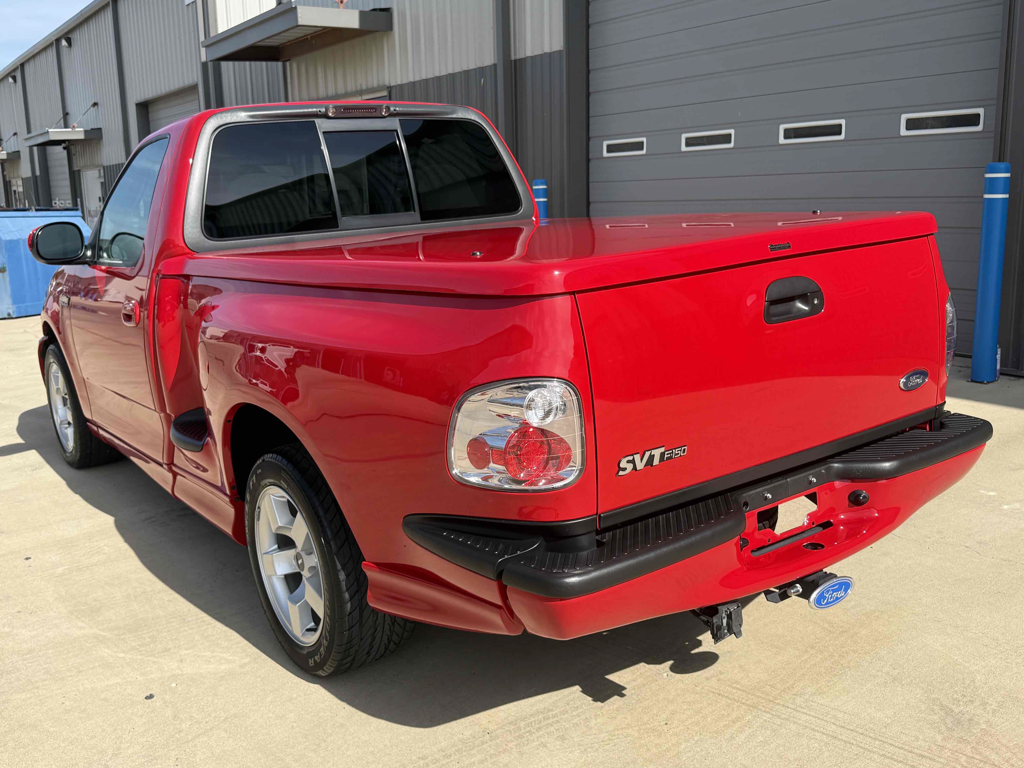 Used 2001 Ford F150 Lightning RWD image 19