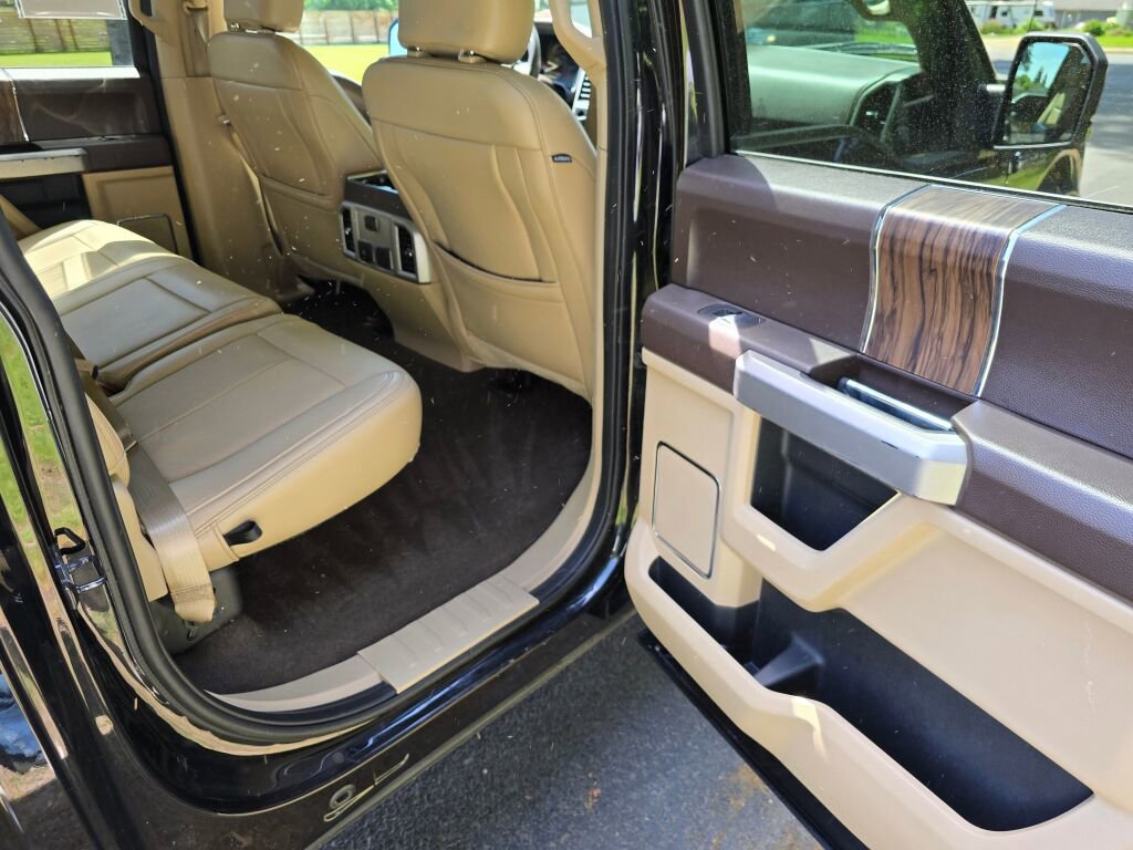 Used 2020 Ford F150 Lariat image 15