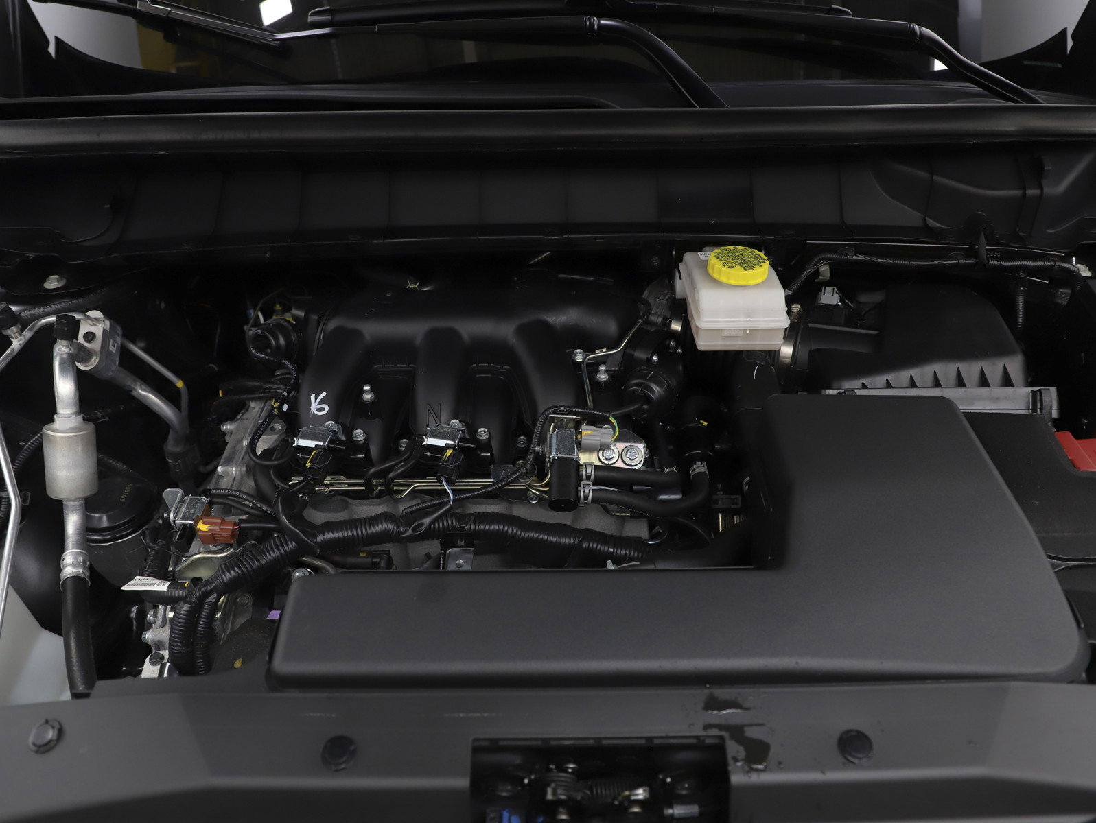 Used 2025 Nissan Pathfinder SL w/ Cargo Package image 23