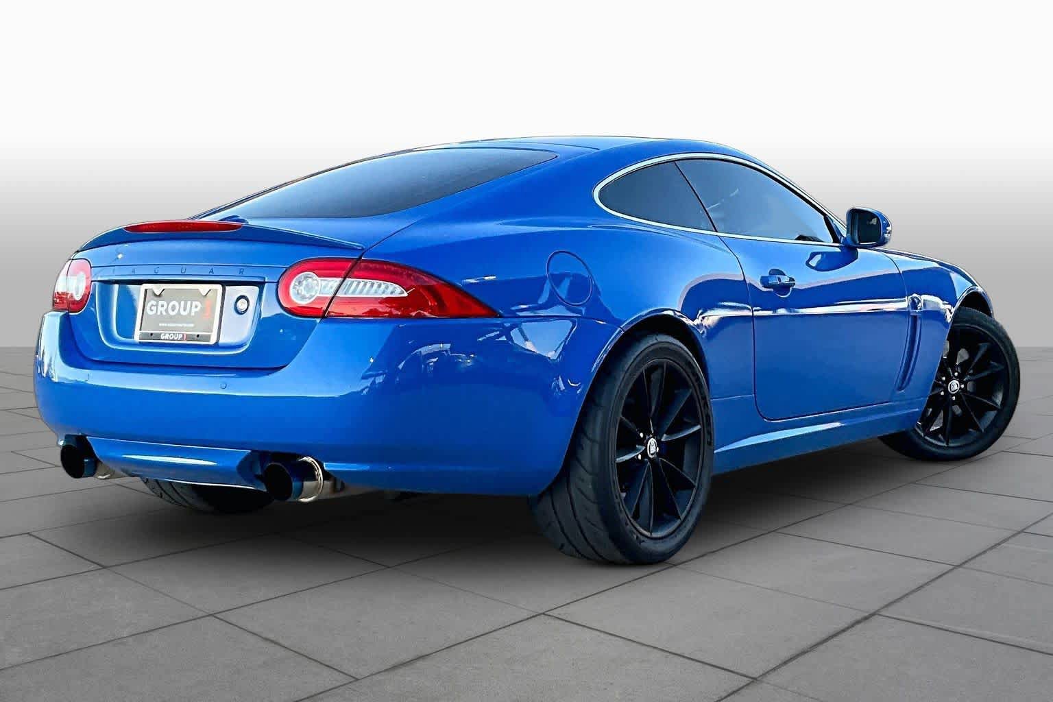 Used 2011 Jaguar XKR R RWD image 12