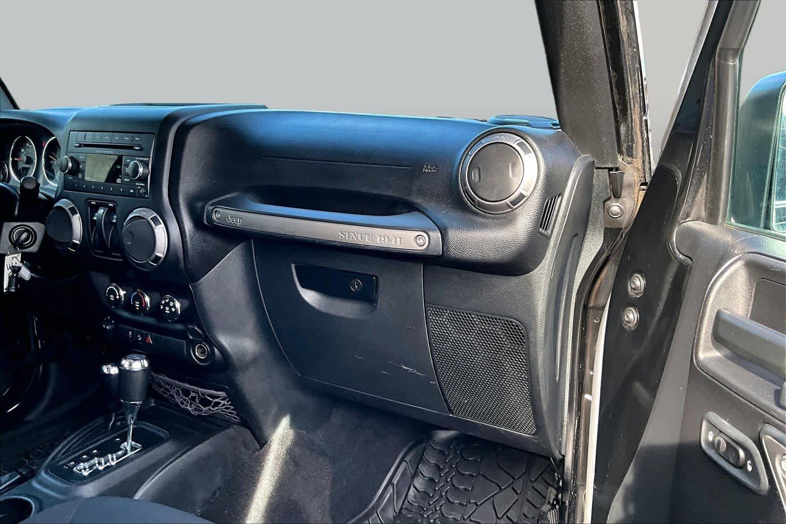 Used 2016 Jeep Wrangler Sport AWD/4WD image 19
