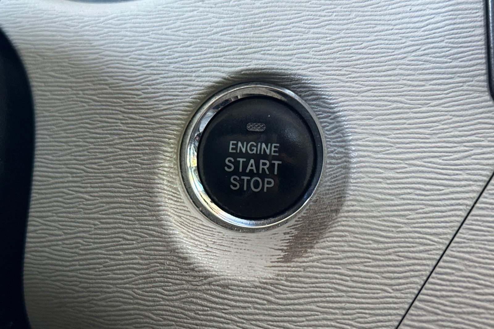 Used 2014 Toyota Sienna XLE FWD image 17