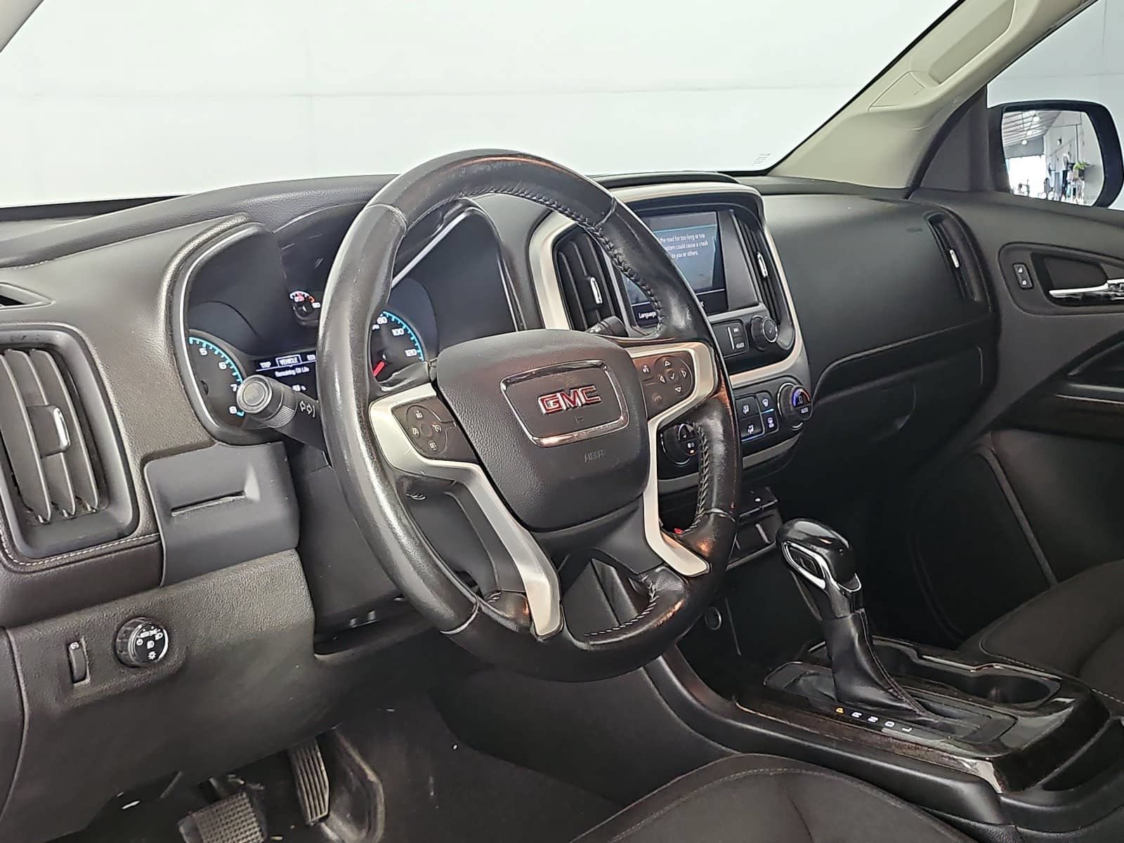 Used 2022 GMC Canyon Elevation w/ Trailering Package RWD image 12