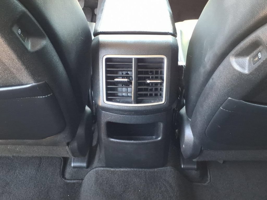 Used 2023 Kia Sportage EX FWD image 6