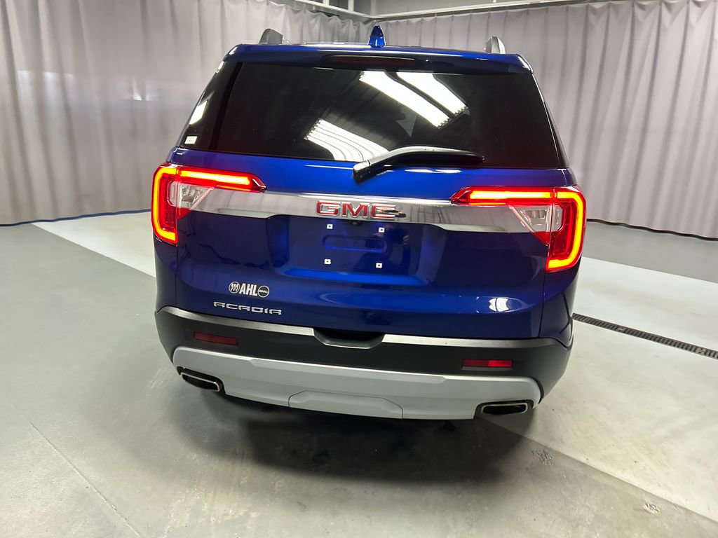 Used 2023 GMC Acadia SLE w/ Driver Convenience Package image 6
