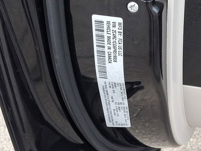 Used 2023 Chrysler Voyager LX image 30