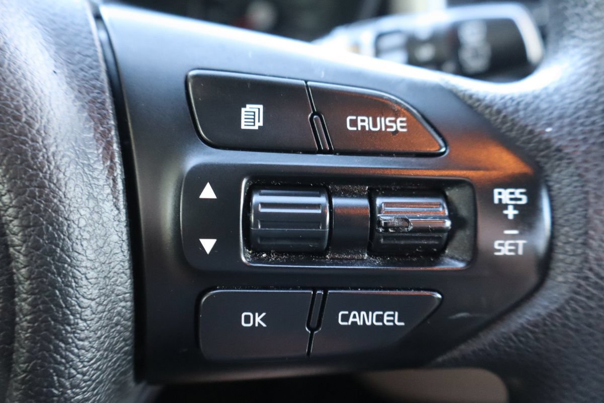 Used 2016 Kia Sorento LX AWD/4WD image 32