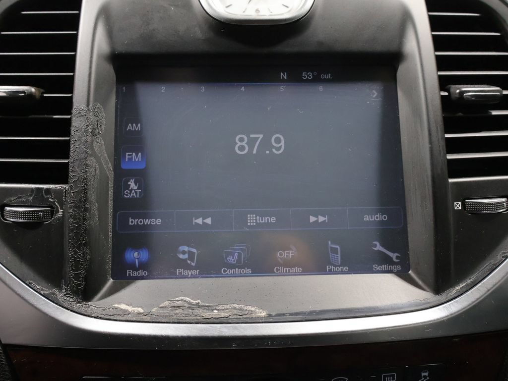 Used 2013 Chrysler 300 RWD image 27