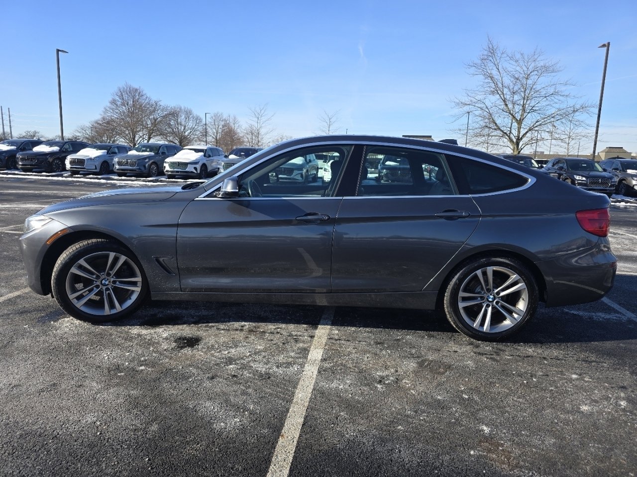 Used 2017 BMW 330i Gran Turismo xDrive image 17